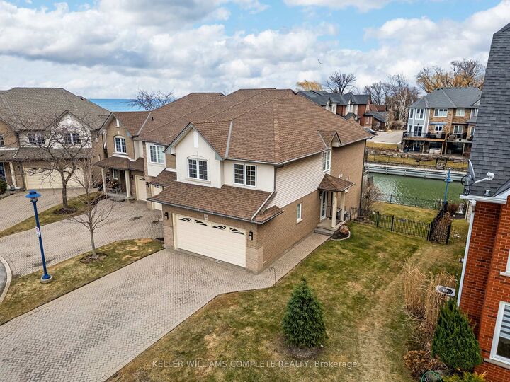 Property Photo:  85 Edgewater Drive 10  ON L8E 4Z2 