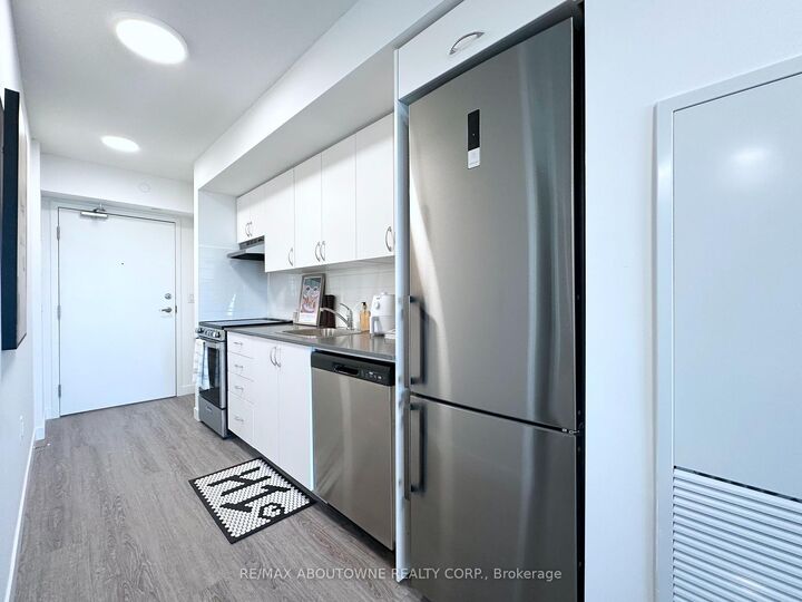 Property Photo:  375 South Street 129  ON N6B 0A5 
