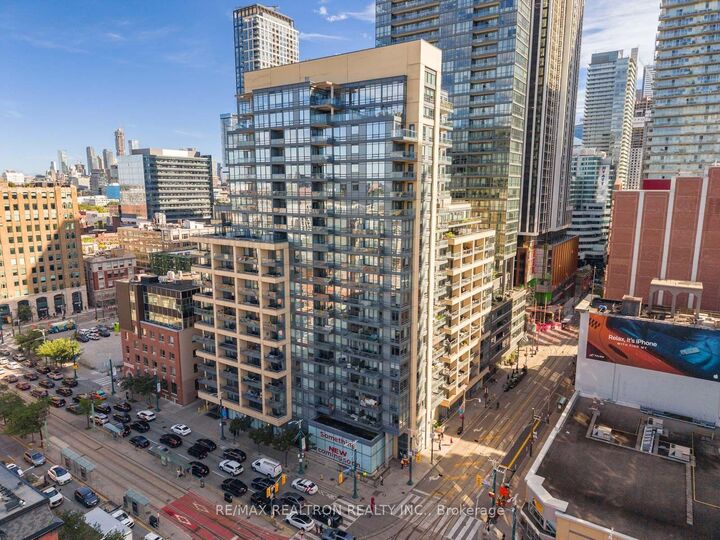 Property Photo:  438 King Street  ON M5V 3T9 