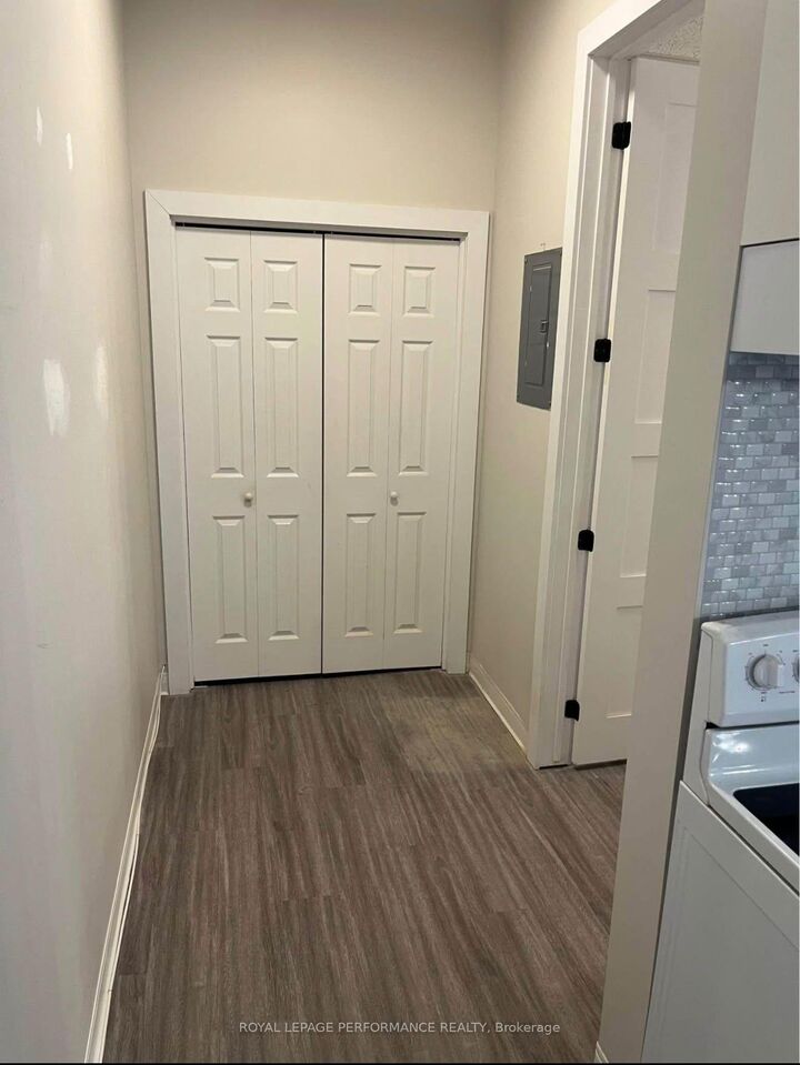 Property Photo:  103-C Pitt Street E C  ON K6J 3P5 