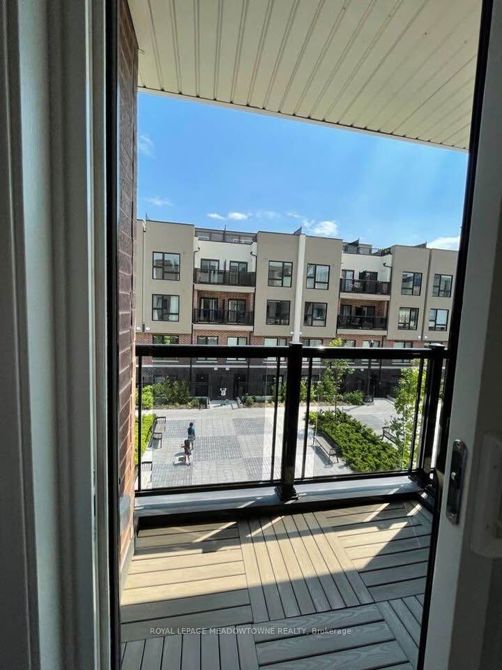 Property Photo:  8835 Sheppard Avenue E 324  ON M1B 0E3 