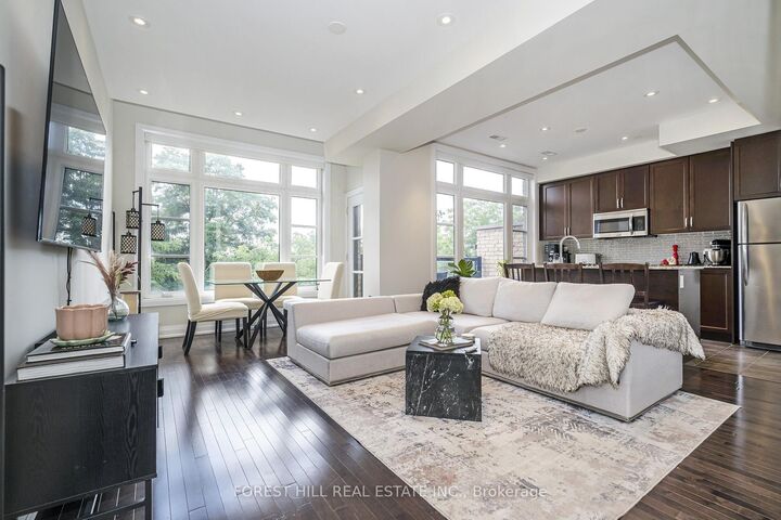 Property Photo:  8169 Kipling Avenue 28  ON L4L 0G4 