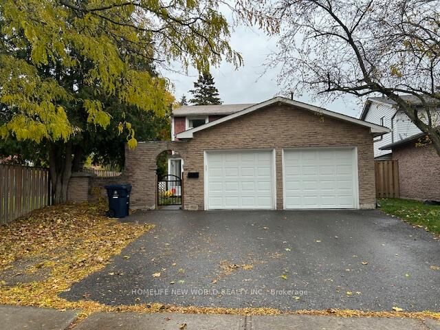 Property Photo:  31 Wellpark Boulevard Main &Amp 2nd Floors  ON M1V 1B5 