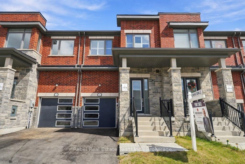 Property Photo:  2013 Verne Bowen Street  ON L1L 0S1 