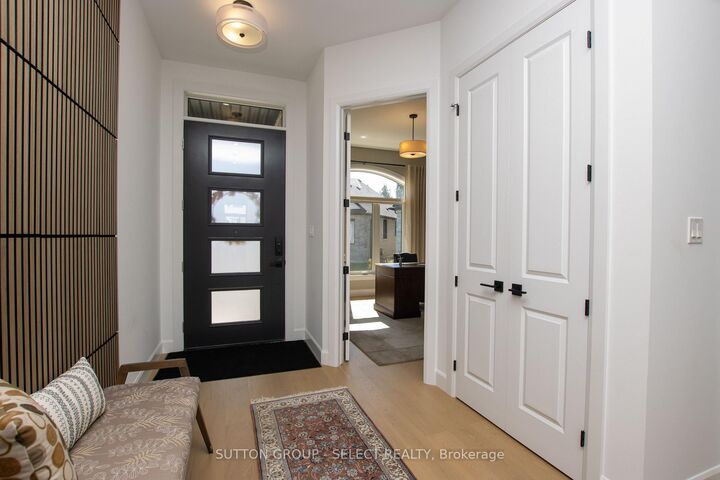 Property Photo: 6990 Clayton Walk 33 ON N6P 0J2