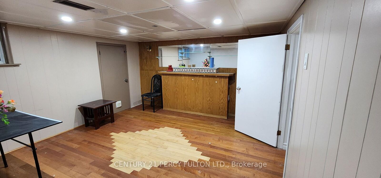 Property Photo:  86 Nelson Street Basement  ON M1J 2V8 