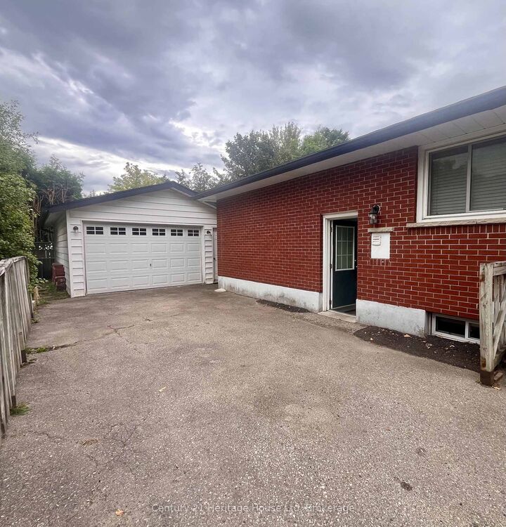 Property Photo:  7 Hyland Road B  ON N1E 1S9 