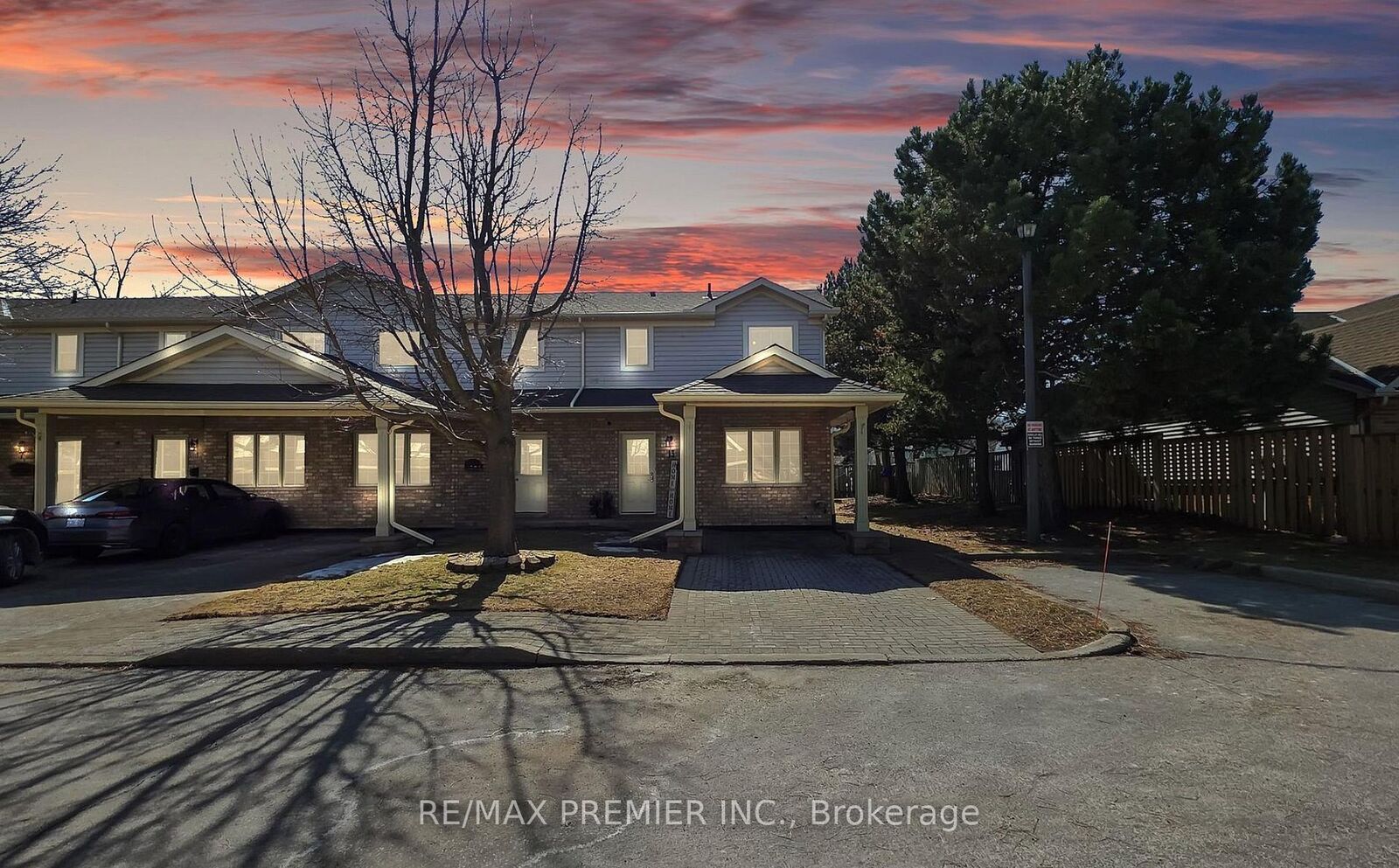 Property Photo:  9 Wentworth Drive 13  ON L3M 5H9 