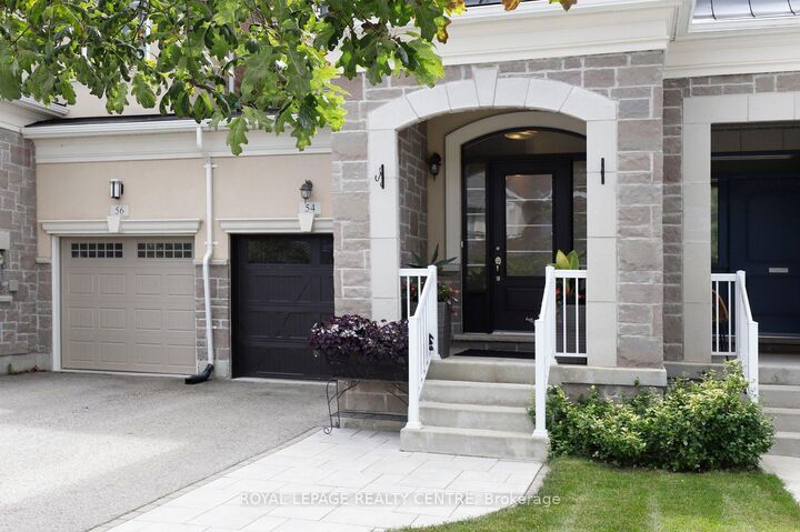 Property Photo:  54 Upper Canada Court  ON L7G 0L1 