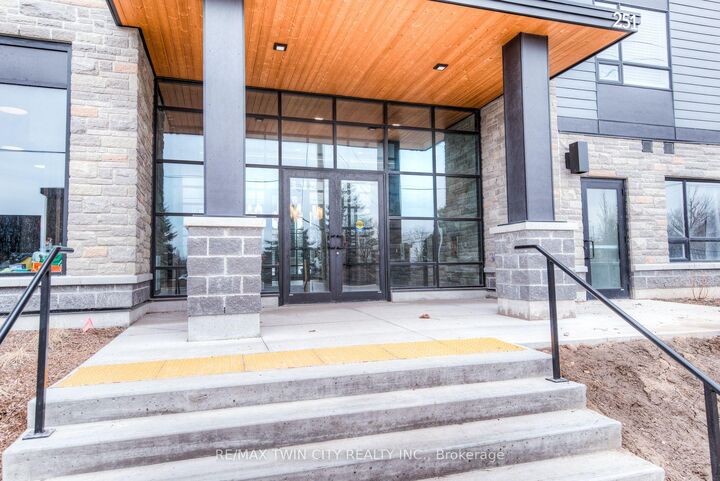 Property Photo:  251 Northfield Drive E 314  ON N2K 0G9 