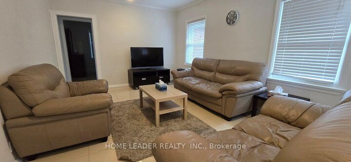 Property Photo:  21 Franklin Avenue  ON M2N 1B7 