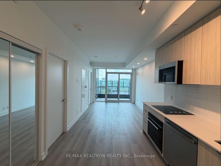 Property Photo:  20 Deans Drive 516  ON M1L 0J7 