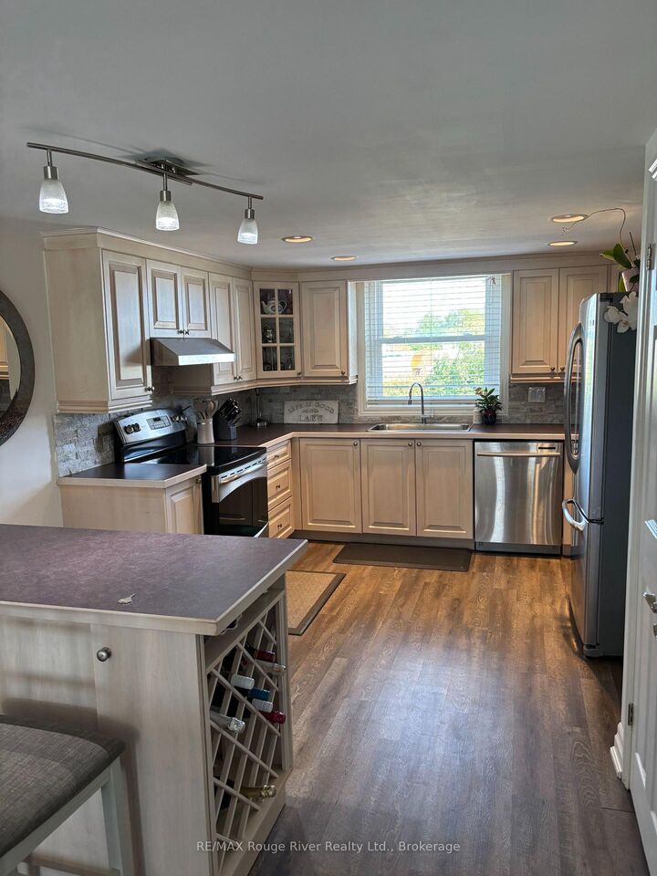 Property Photo:  120 Port Darlington Road 6  ON L1C 3K3 