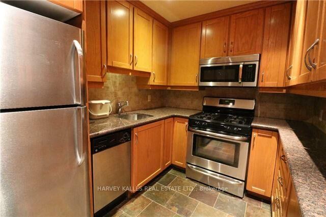 Property Photo:  510 Jarvis Street 14  ON M4Y 2H6 