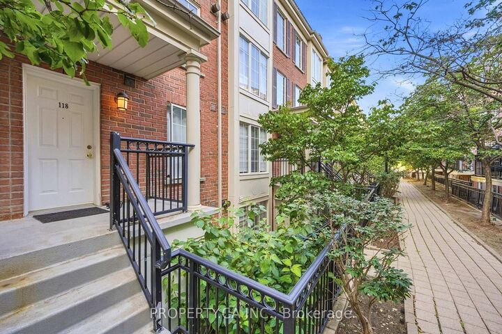 Property Photo:  3 Everson Drive 118  ON M2N 7C2 