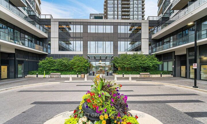 Property Photo:  65 Watergarden Drive 302  ON L5R 1B2 