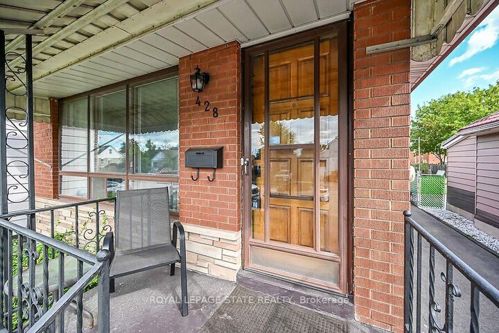 Property Photo:  428 Brunswick Street  ON L8H 6S4 