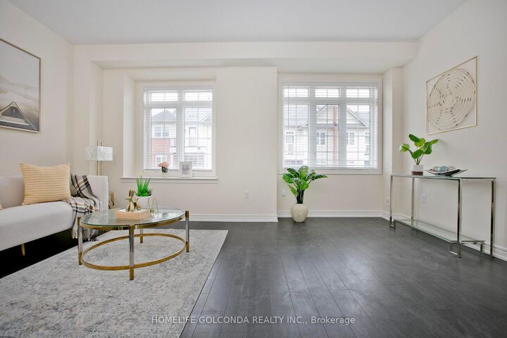 Property Photo:  14 Fanny Grove Way 138  ON L6E 0T6 