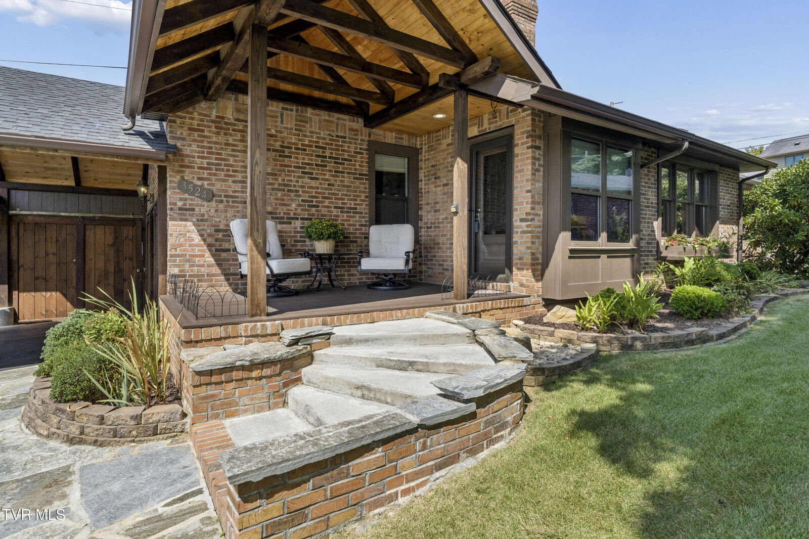 Property Photo:  3524 Pinewood Place  TN 37664 