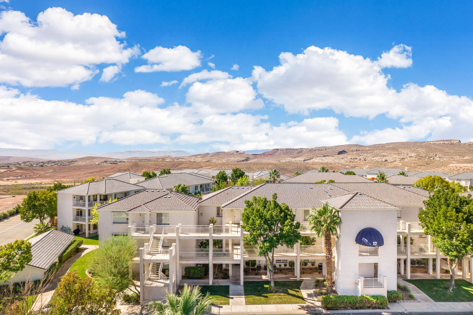 Property Photo: 1845 W Canyon View Dr 1707 UT 84770