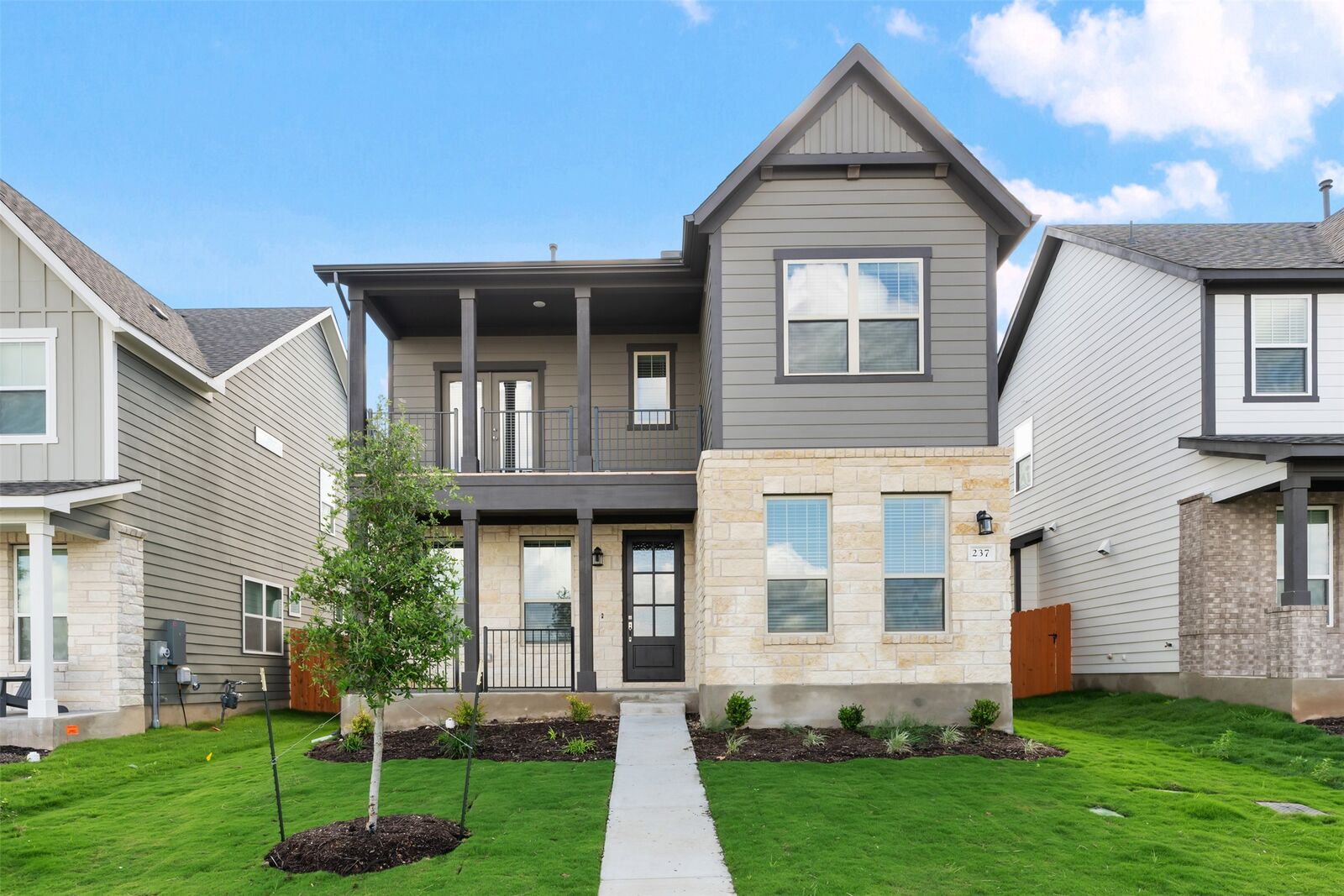 Property Photo:  421 Carr Drive  TX 78642 