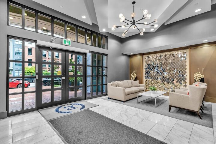 Property Photo:  15168 33 Avenue 312  BC V3Z 0N7 