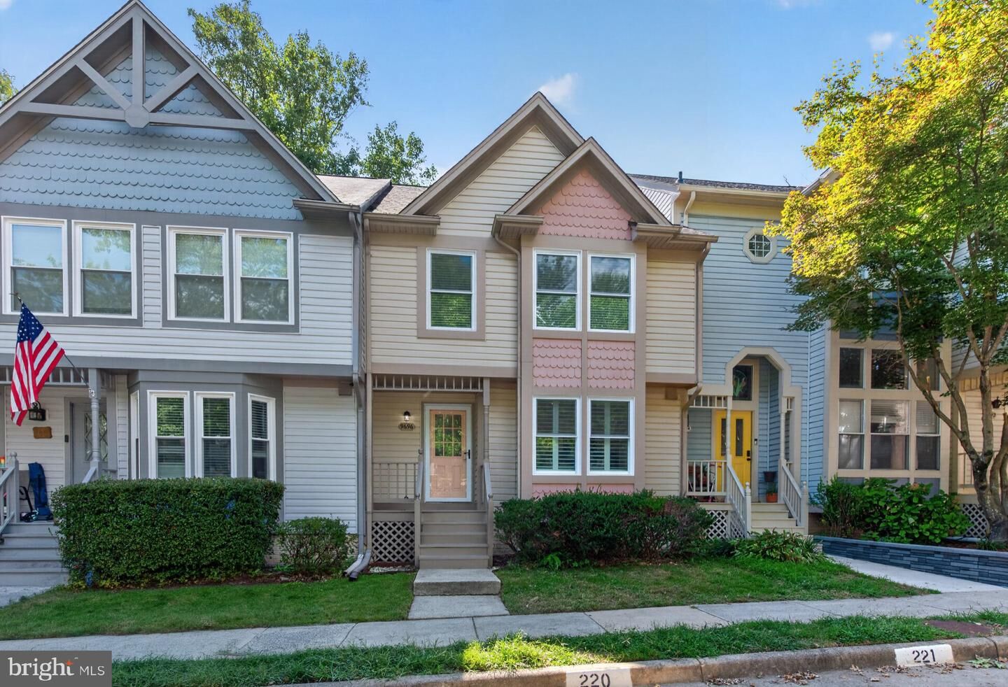 Property Photo:  9696 Poindexter Court  VA 22015 