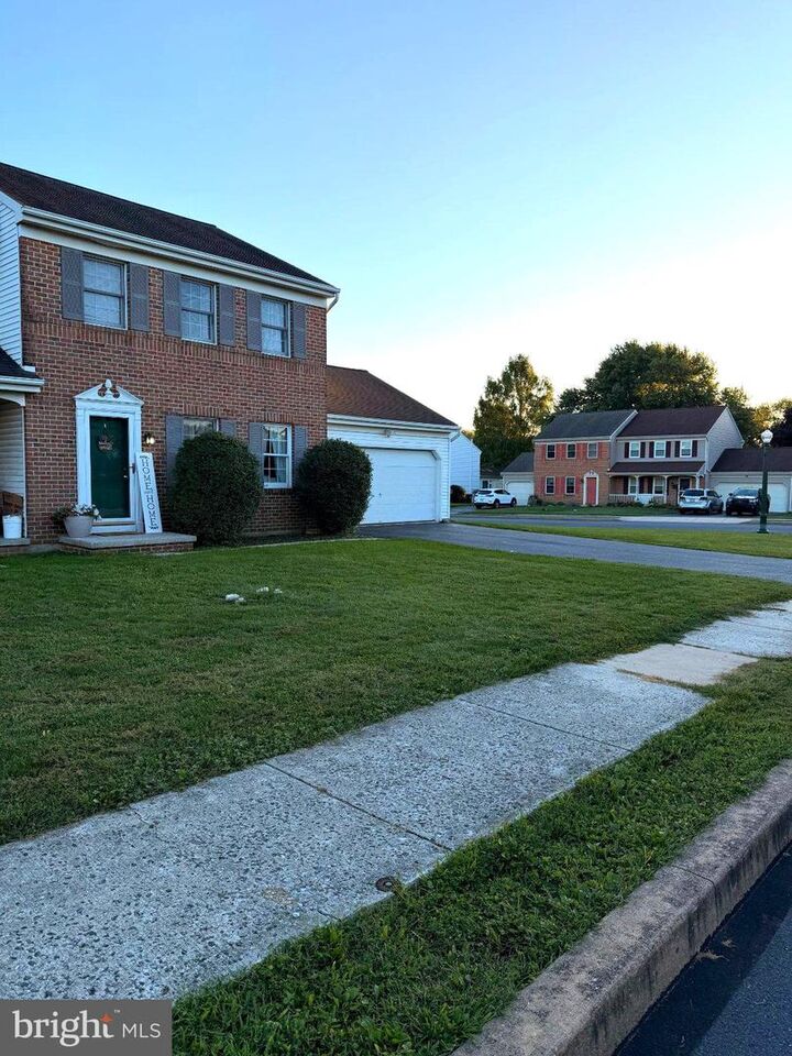 Property Photo: 2 Brookview Drive PA 17543