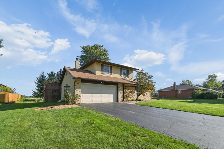 Property Photo: 82 Imperial SW Drive OH 43062