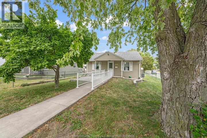 Property Photo: 1592 Prince Road ON N9C 3B3