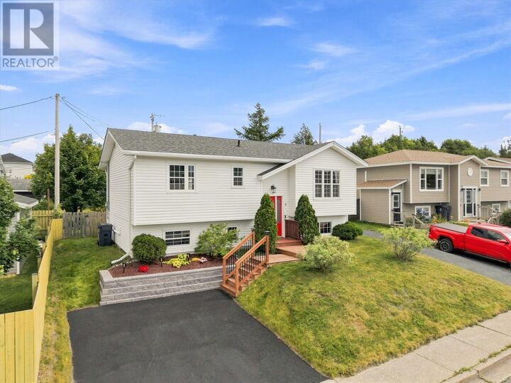 Property Photo:  5 Starrigan Place  NL A1W 4R7 