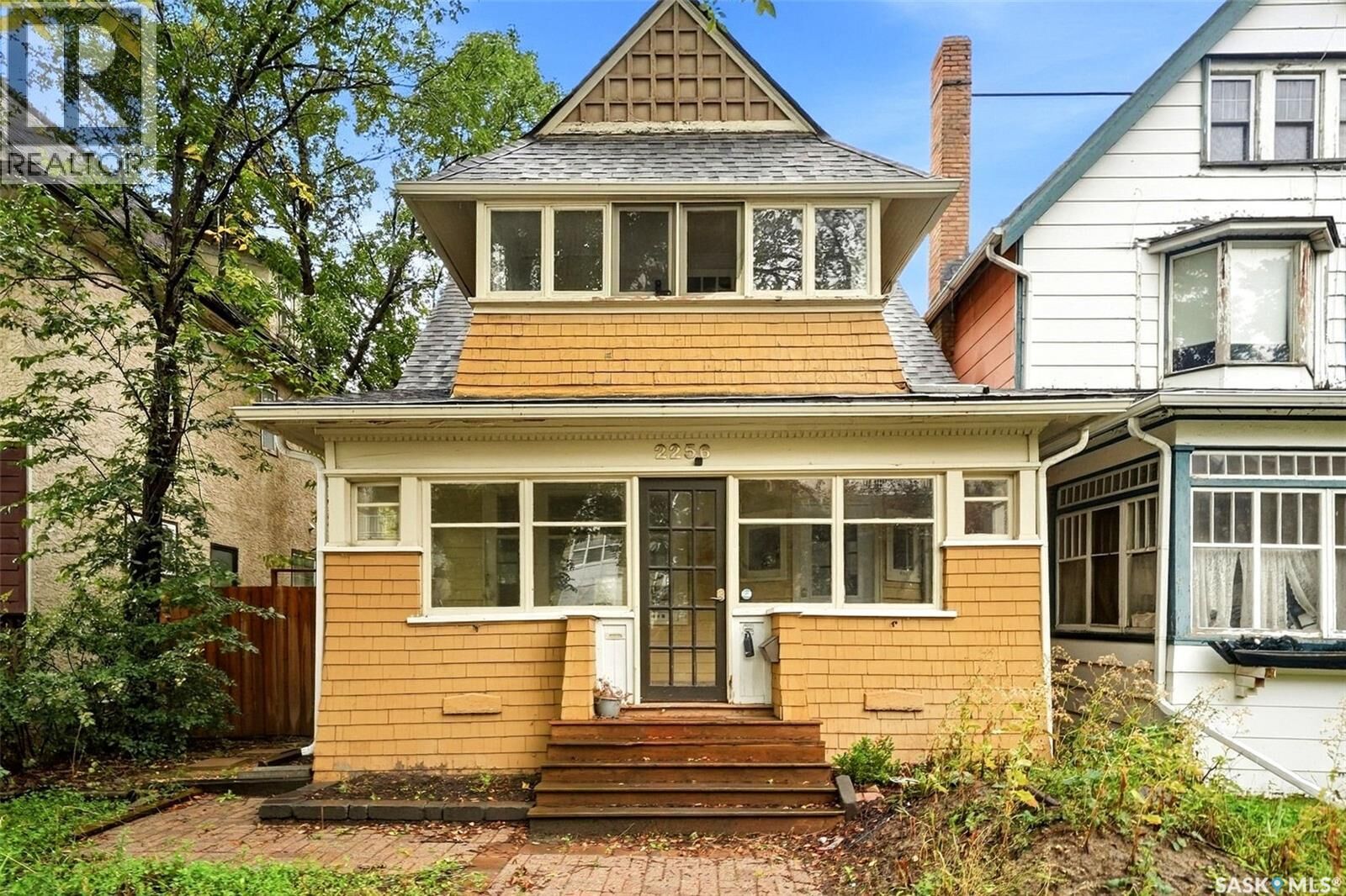 Property Photo:  2256 Angus Street  SK S4T 2A2 