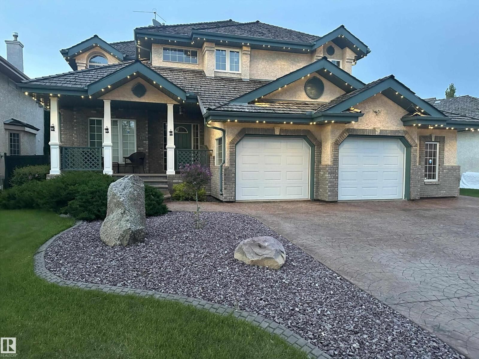 Property Photo: 170 Blackburn Dr W SW AB T6W 1B6