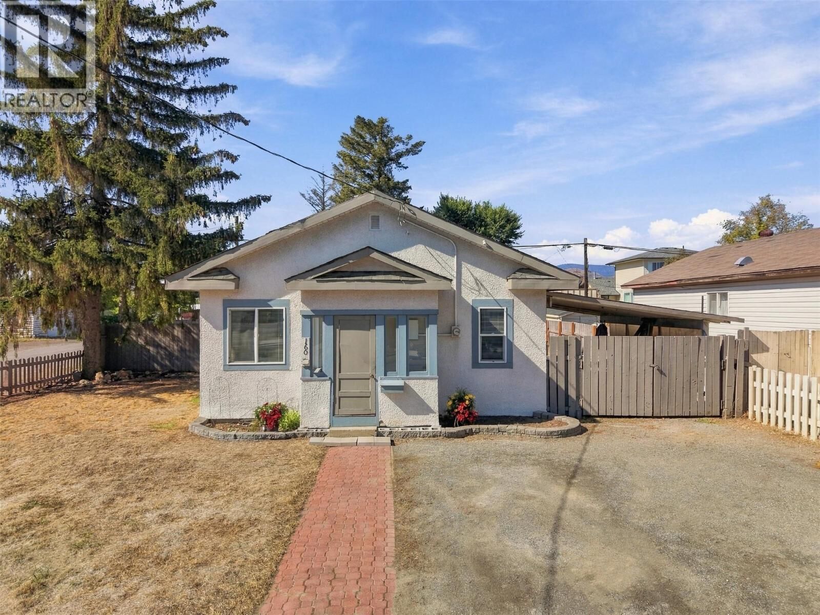 Property Photo:  160 Park Street  BC V2B 4A5 