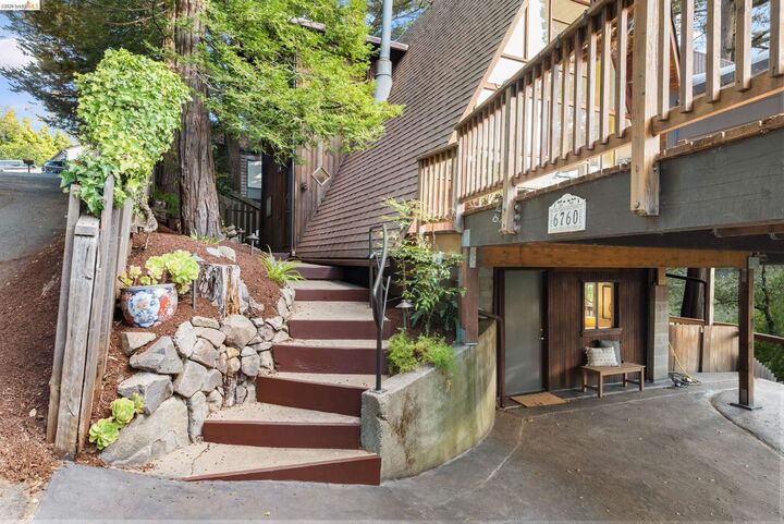 Property Photo: 6760 Moore Dr CA 94611