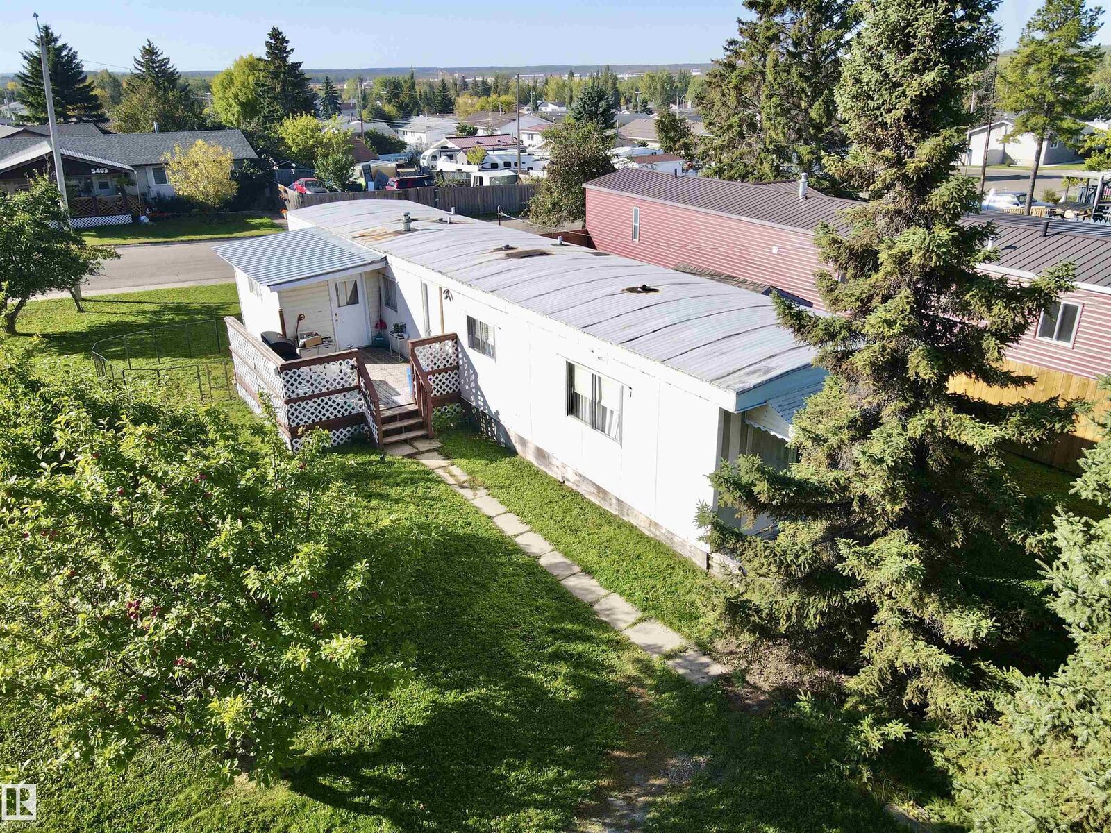 Property Photo:  5404 47 Avenue  AB T7A 1K7 