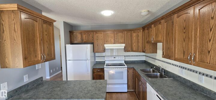 Property Photo:  4819 47 Avenue  AB T9C 1Z2 