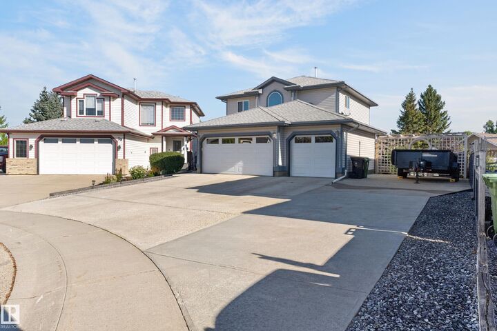 Property Photo:  42 Westwood Wynd  AB T8L 4L3 