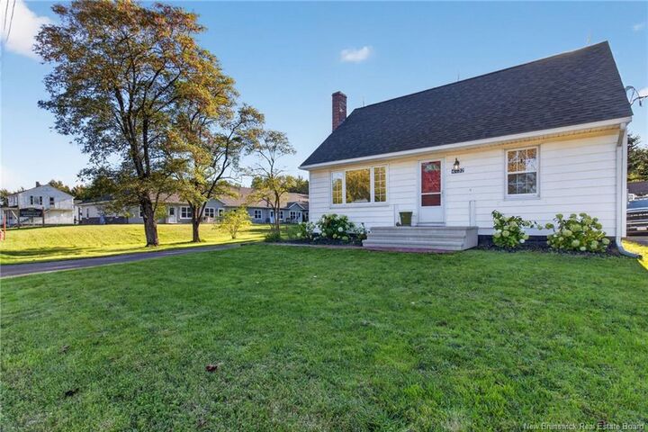 Property Photo: 4482 Rue Principale Street NB E4V 1P9