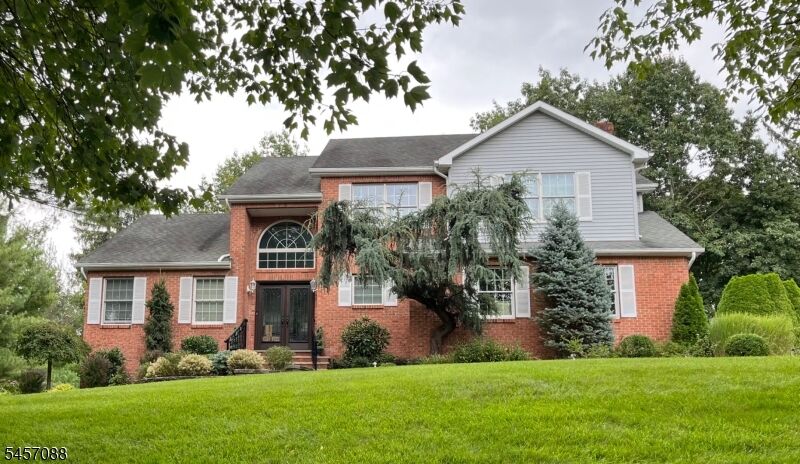 Property Photo:  2 Lisa Ln  NJ 07936 