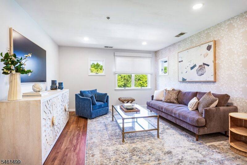 Property Photo:  83 Park Edge Condo 3C  NJ 07922 