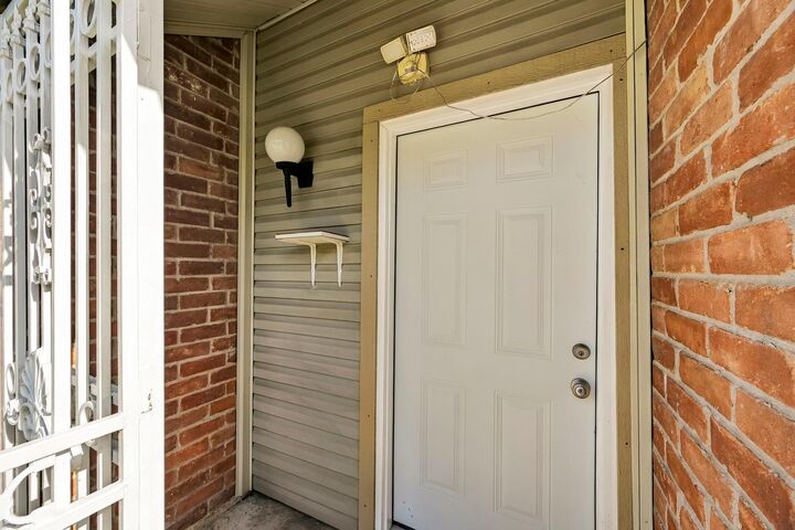 Property Photo:  10918 Village Bend Lane 918  TX 77072 