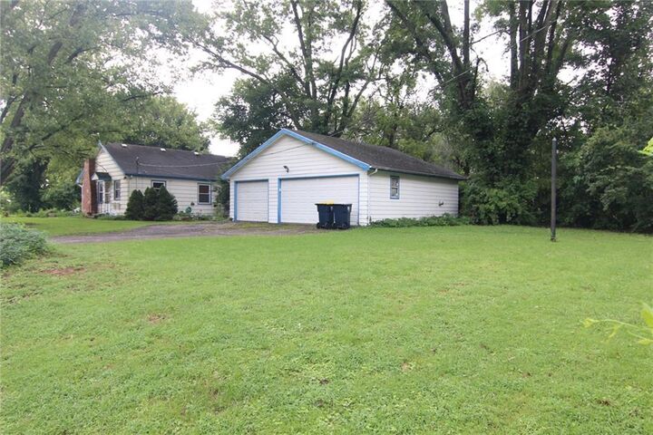 Property Photo:  7700 Blue Ridge Boulevard  MO 64138 