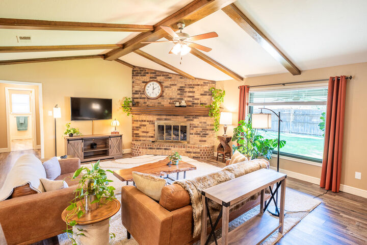 Property Photo:  8006 Utica Avenue  TX 79424 