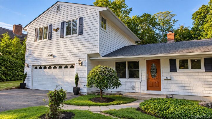 Property Photo:  15 Tulip Road  NY 10510 