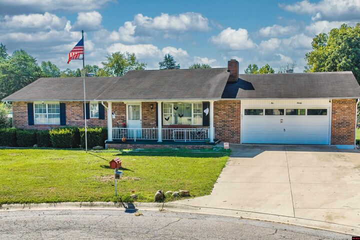 Property Photo:  1020 Windbrook Street  AR 72653 
