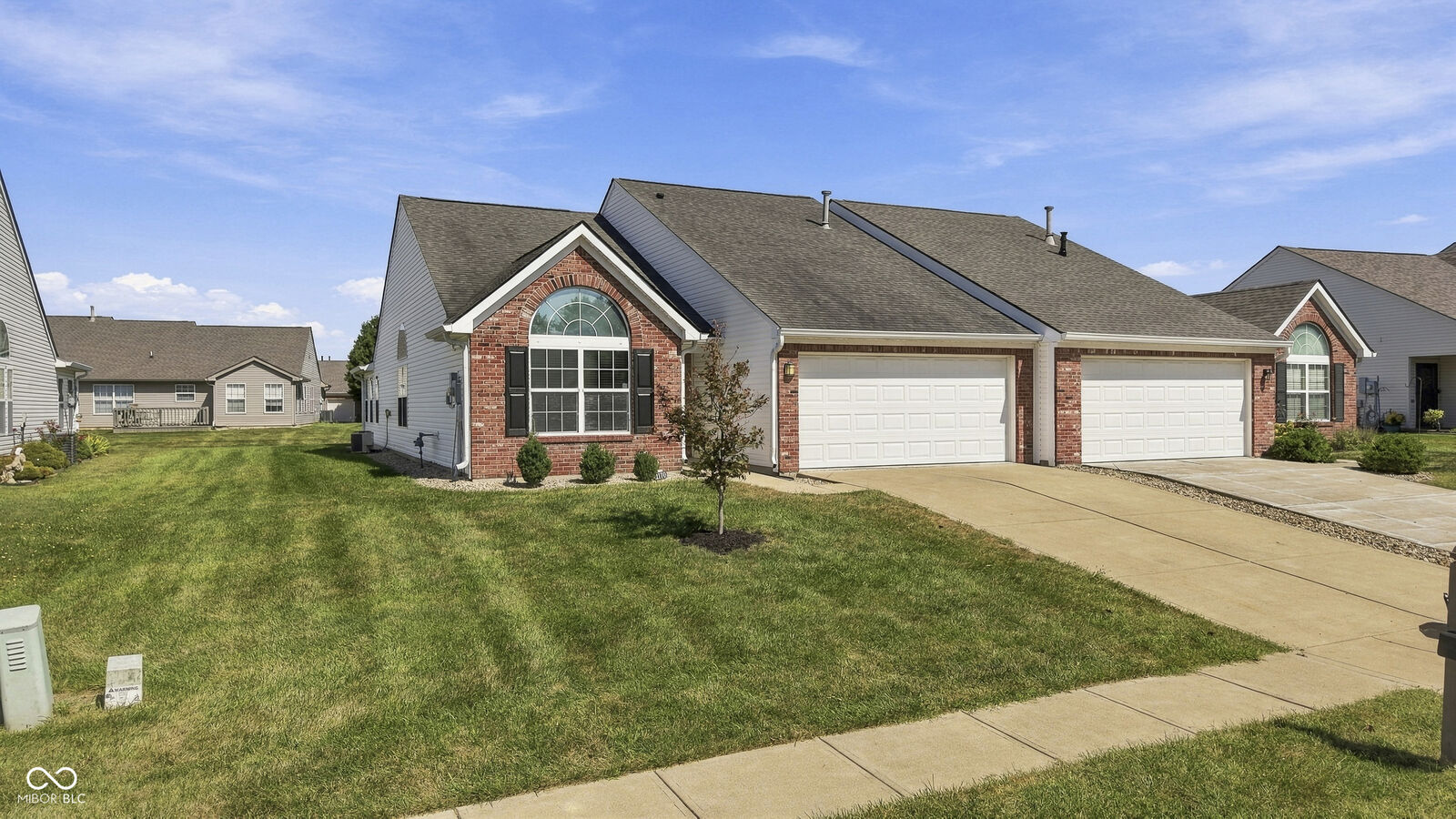 Property Photo:  1170 Creek Bend Drive  IN 46143 