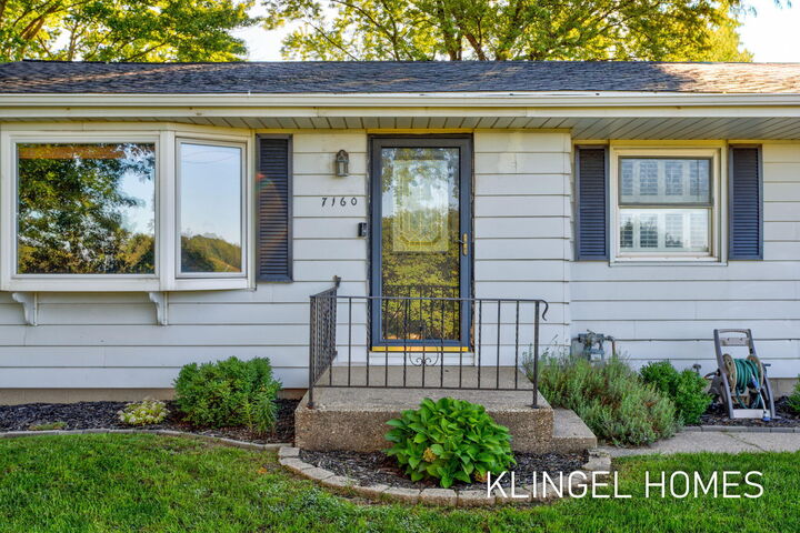 Property Photo:  7160 96th Avenue  MI 49464 