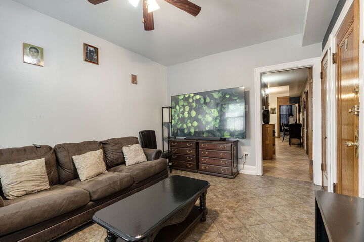Property Photo:  1755 N Kedvale Avenue  IL 60639 