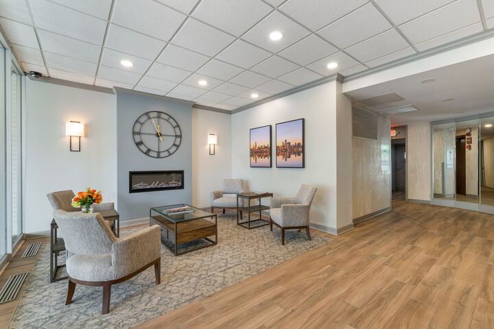 Property Photo: 141 N La Grange Road 302 IL 60525